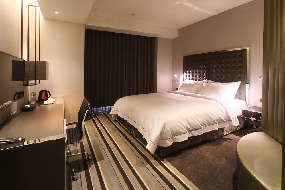 Starhaus Hotel Καοσιούνγκ Εξωτερικό φωτογραφία